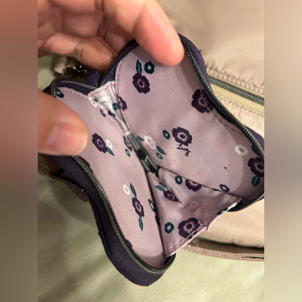 Lug Windsail Sling Bag w/ Purple Heart Shaped Pouch - Picture 11 of 11